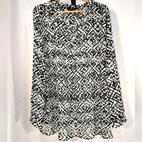 Fred David Sheer Long Sleeve Top NWOT - Picture 1 of 4